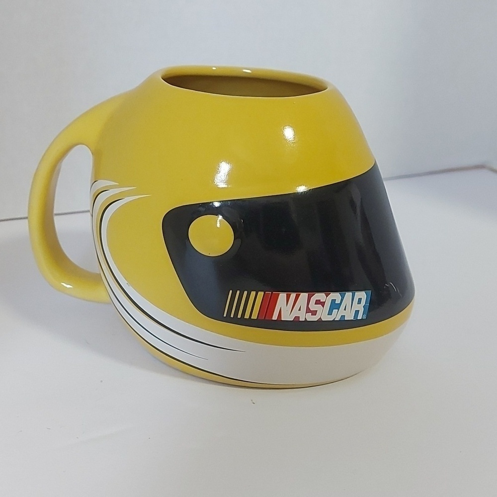 2003 Nascar racing coffee mug